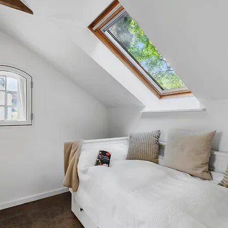 Hébergement de vacances Beautiful In With House Sea View *